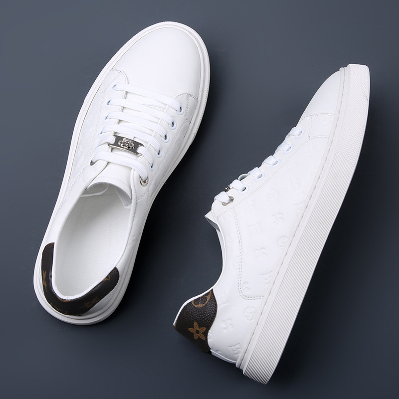 2025 Autumn New Trendy Versatile Men's White Shoes British Style Breathable Casual Korean Version Soft Leather Sneakers for Men