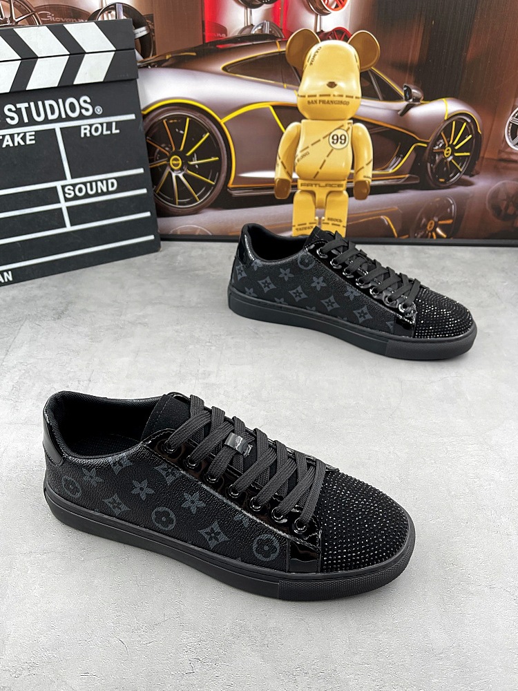 2025 new Men's Shoes Autumn New Style Internet Celebrity Spirit Guy Skate Shoes Men's Trendy Rhinestone Versatile Casual Shoes