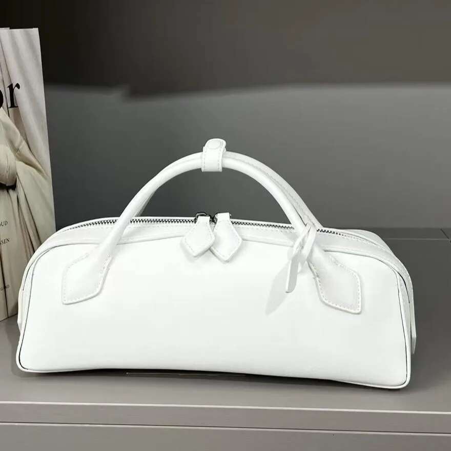 Genuine Leather Vintage Sausage Bag 2025 New Niche Design Ins Fashion Y2k High-Quality Cowhide Women's Simple Long Handbag