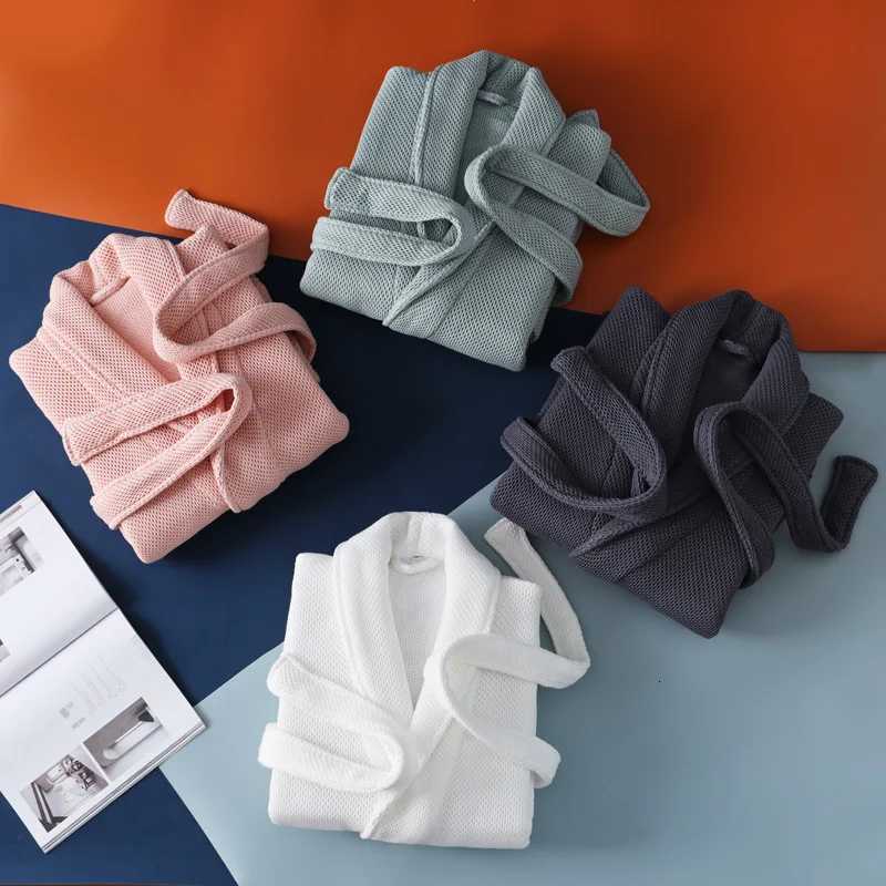 Top Quty Waffle Towel Cotton Bathrobe for Men Women Hotel Home Wear Bath Bathrobes Autumn Winter Thicken Warm Man Robe C251104