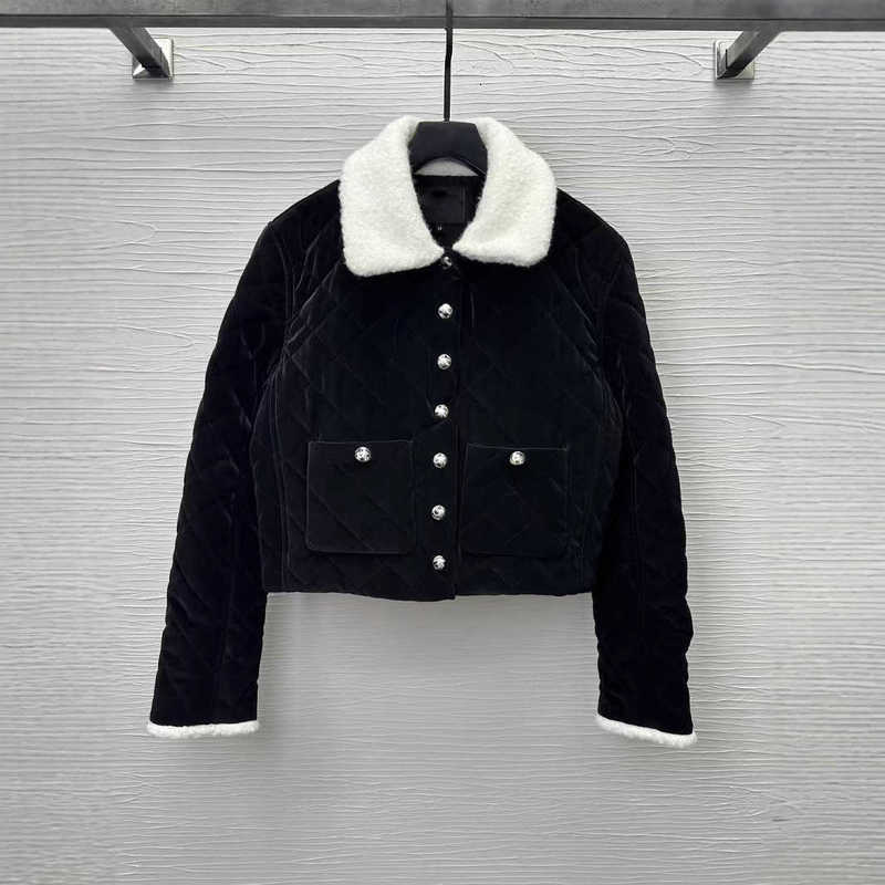 Women's Jackets designer Featured Item Black and White Color Block Quilted Cotton Jacket for Women Little Style Camellia Autumn Winter Warm Lamb Wool Short Coat