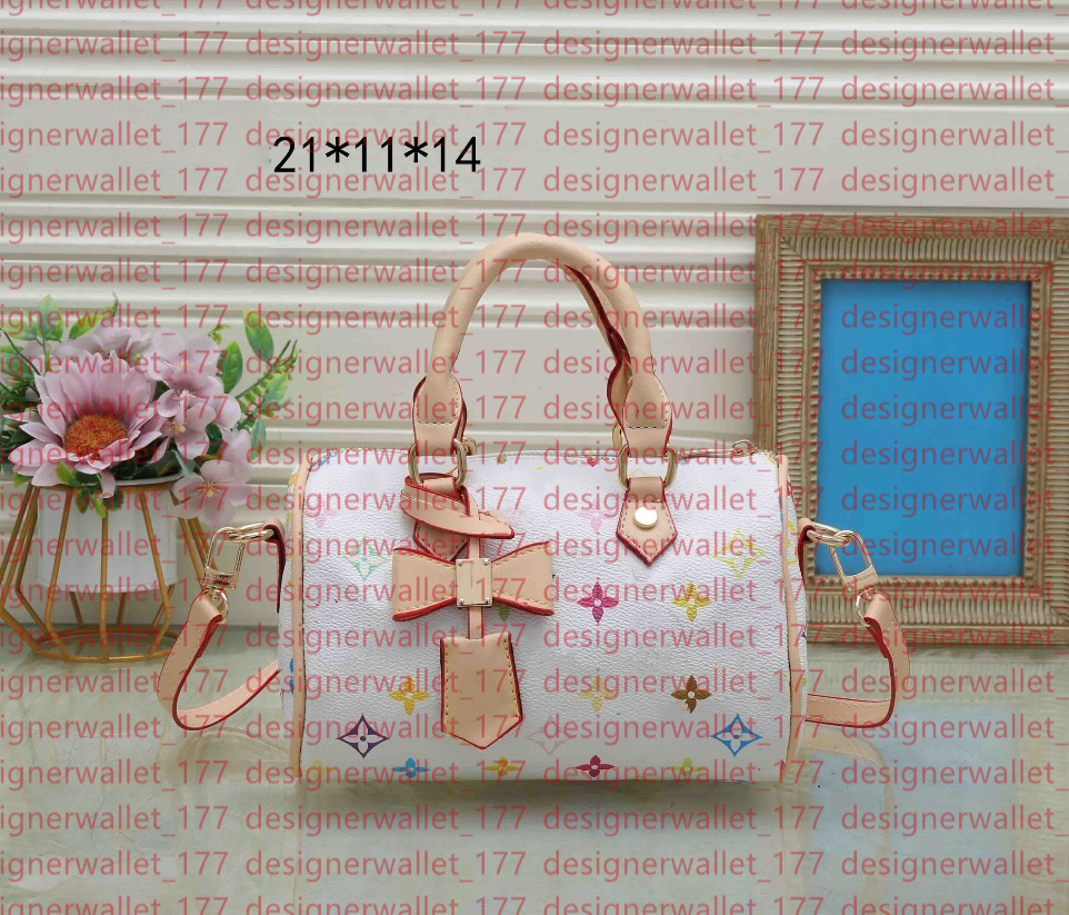 Luxury women's brand shoulder bags, handbags, embossed ONTHEGO GM MM leather shopping bags, wallets, women's backpacks, Boston bags