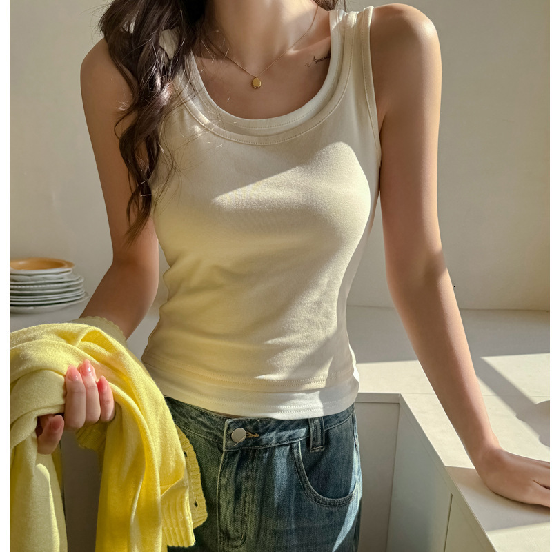 American style fake two-piece camisole vest for womens summer new design niche and spicy girl wearing it out to show off weight and cover the accessor