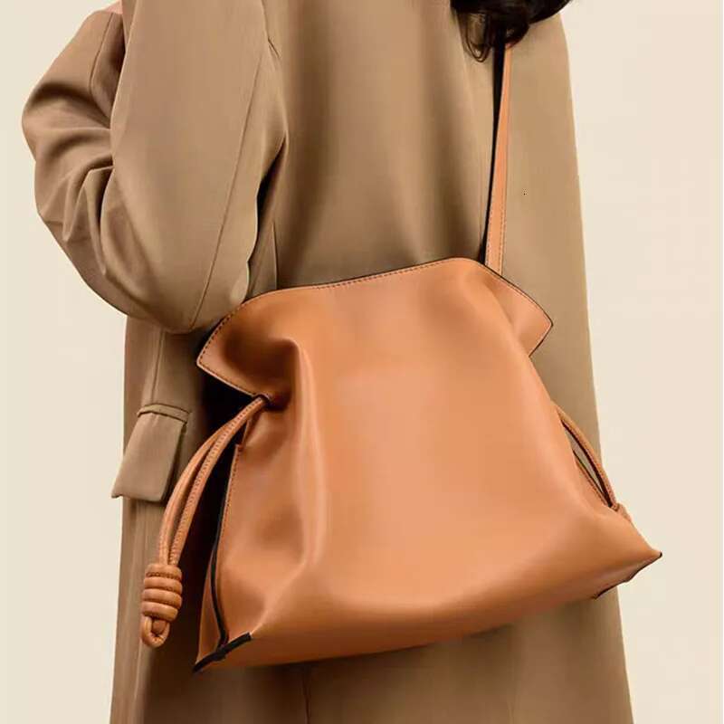 Caramel Color Leather Crossbody Cloud Pleated Large Capacity Design Drawstring Stylish Commuter Bag For Women