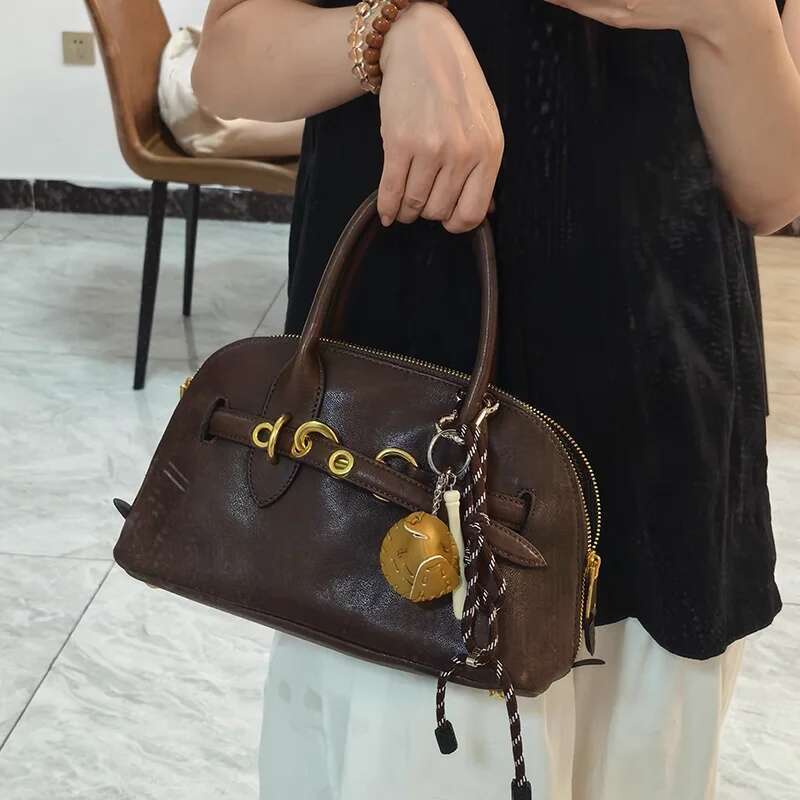 2025 Brand Genuine Leather Handbags Fashion Gold Buckle Shoulder Women Spring Retro Sheepskin Boston Bags Lady