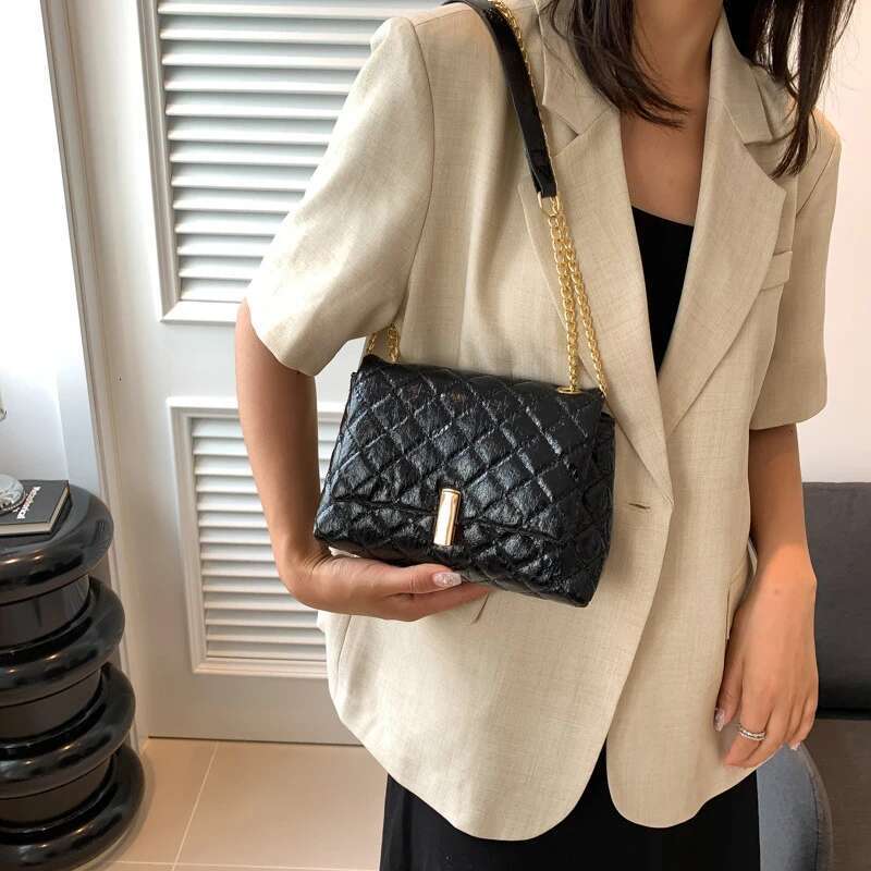 2025 New Laser Design Chevron Quilted Shoulder Designer Women's High Quality Embroidery Thread PU Leather Crossbody Bag2