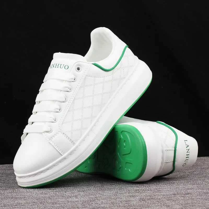 New couple casual white sneakers womens flat shoes mens sneakers designer fashion running shoes mens tennis shoes Z250403