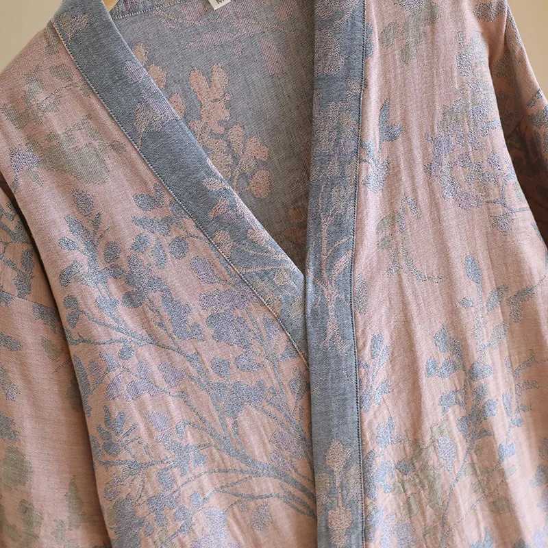 2025 New Womens Spring/Summer Sleeping Robe 100 Cotton Gauze Color woven Jacquard Bathrobe Quick drying Robe Sleepwear C251104