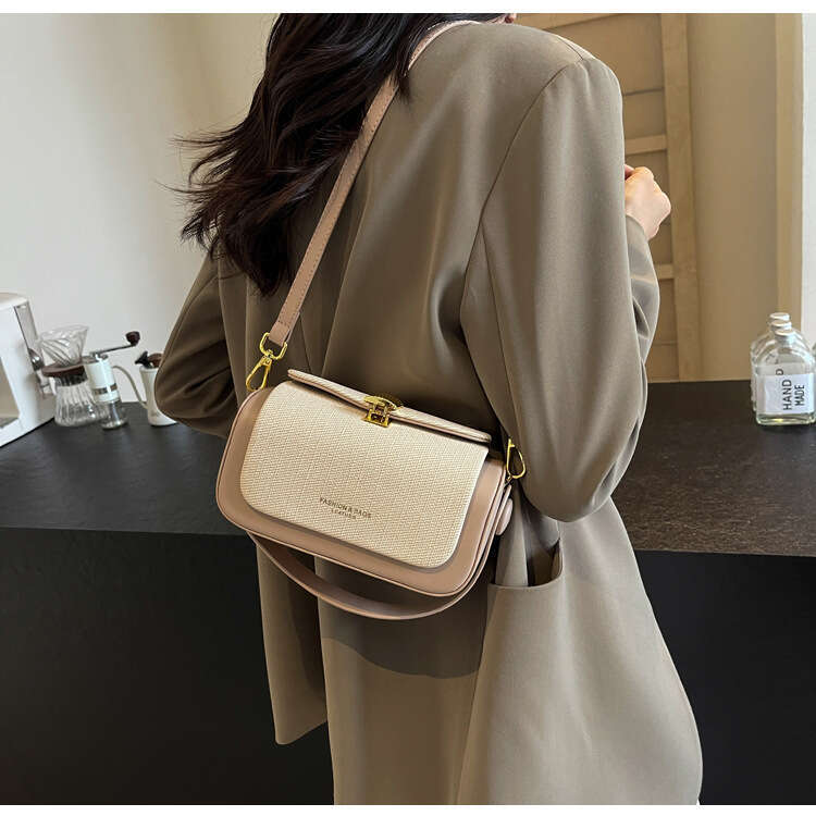 Minimally contrasting small square bag, women's new fashionable handbag, versatile single shoulder crossbody bag
