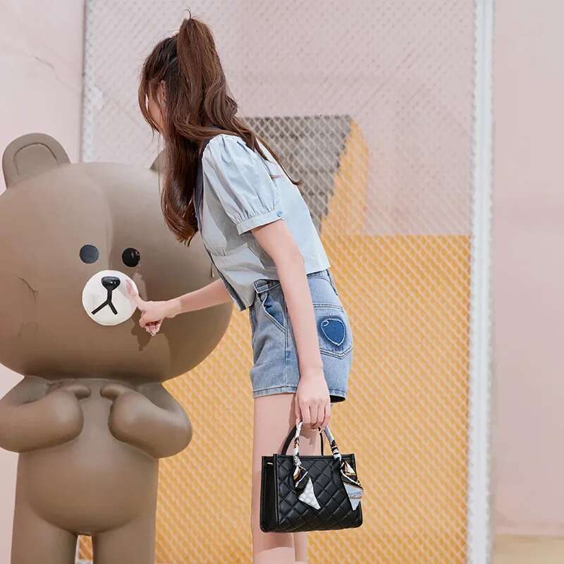 New Fashionable trend Casual Embroidered Scarf with Small Square Shoulder Strap Letter Printed Ten Font Designer Women s Bag trend Trendy Shoulder Bag