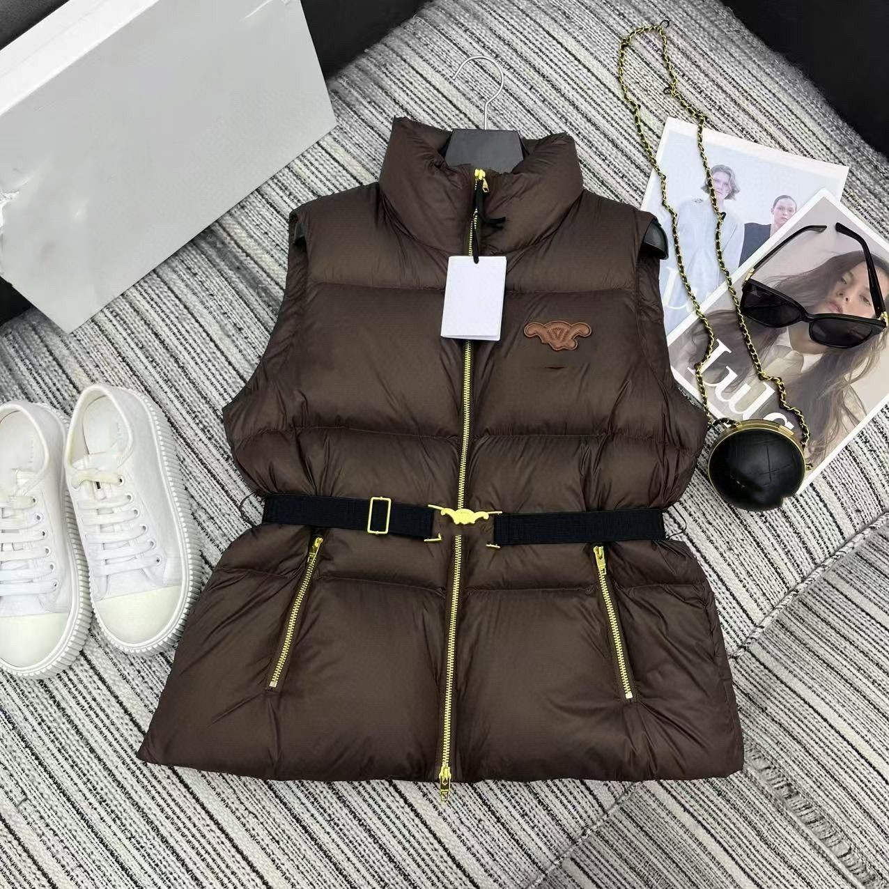 2025 New designer women winter stand collar logo appliqued with belt cotton padded sleeveless coats vest SML