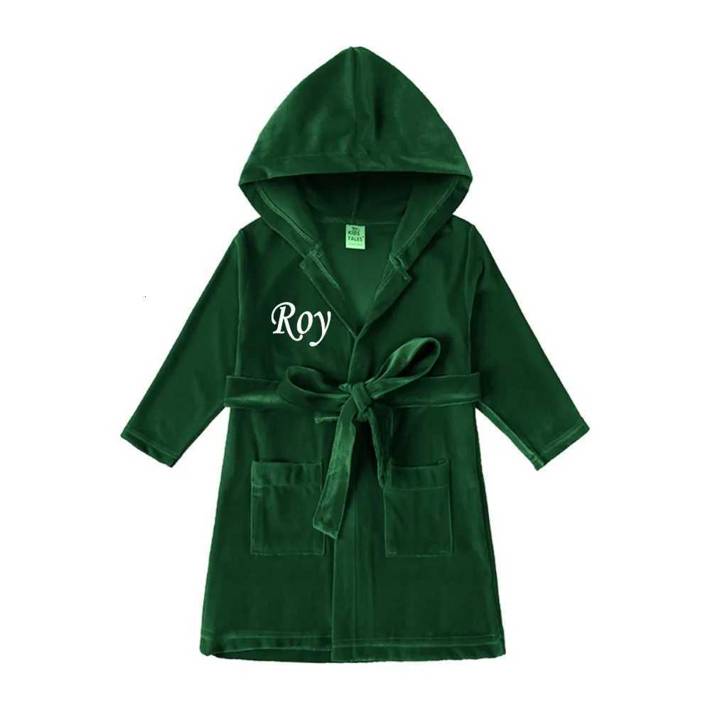 Luxury Personzed Embroidered Baby Dressing Gown Bath Robe Soft Lightweight Velvet Bath Robe 1st Birthday Baby Gift for Kids C251104