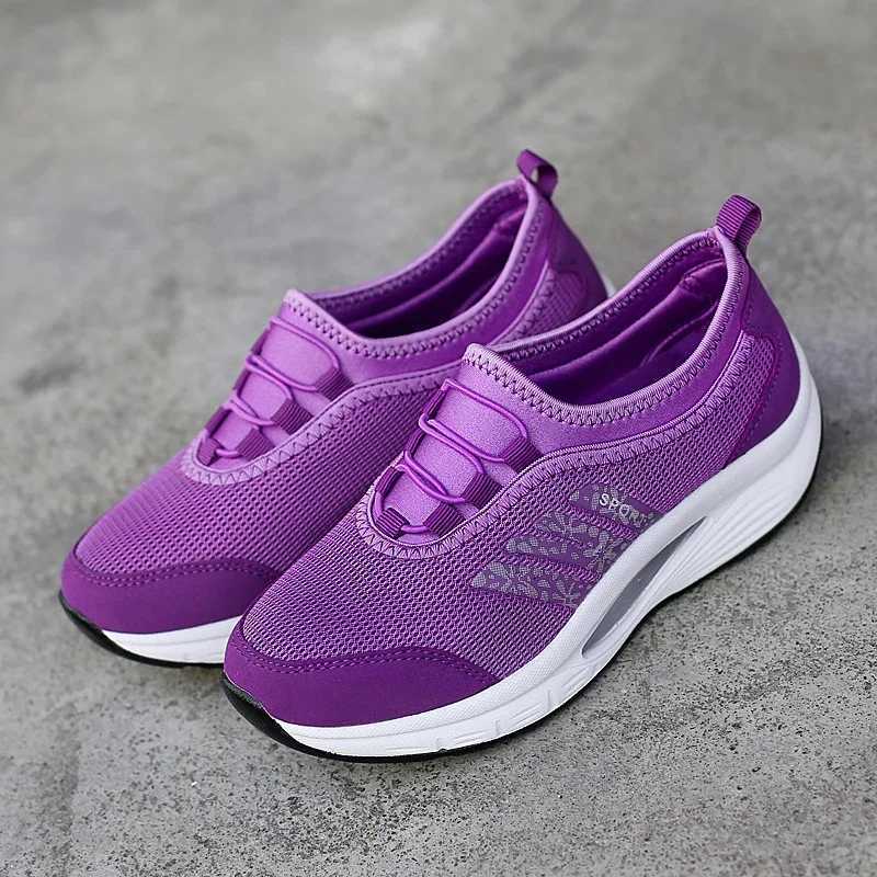 2024 new womens Loafers fashionable striped casual shoes with increased height comfortable and breathable walking sports shoes casual sports shoes Z25