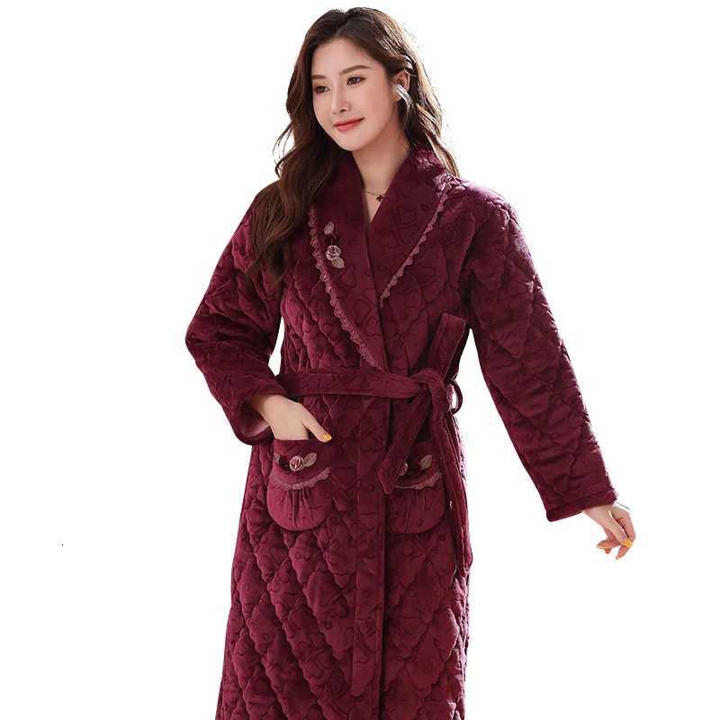 Coral fleece female bathrobe thick 3 layers quilted flannel bathrobe winter autumn thicken terry women long robe chinese kimono C251104