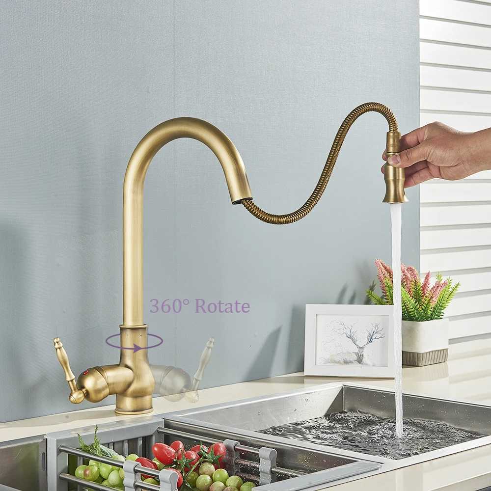Antique Brass Kitchen Sink Faucet Pl Down Swivel Spout Kitchen Deck Mounted Bathro Hot and Cold Water Mixers Tap Y251104