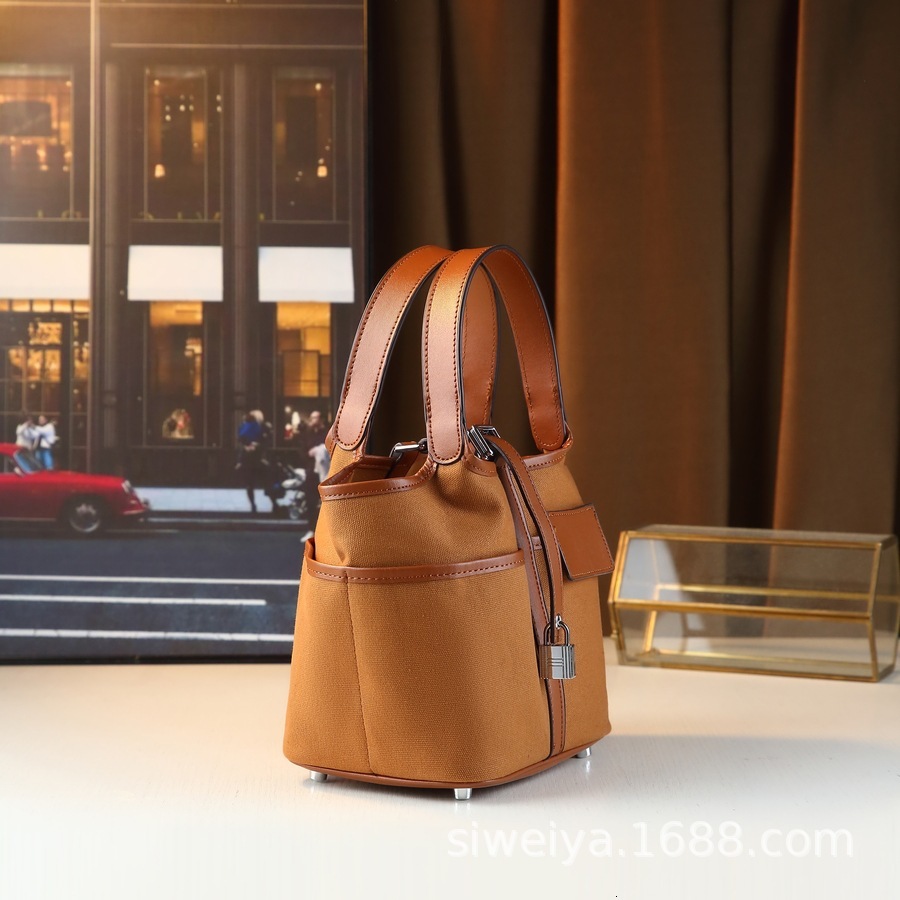 New Fashionable Canvas Bucket Versatile Splicing, Vegetable Basket Lock Women's Bag, Trendy