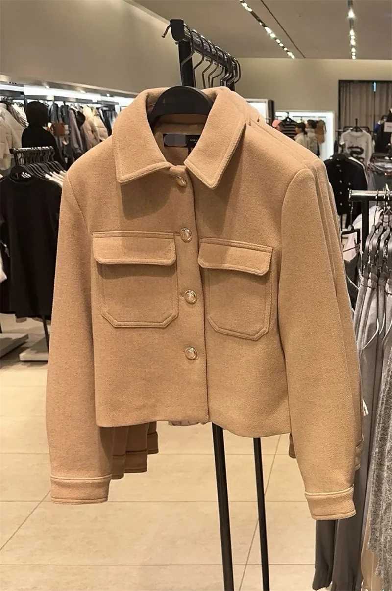 Womens Jacket New Fall 2025 Solid Color LongSleeved Metal ButtonEmbellied Lapel Jacket Casual Fashion Personality Versatile J251103