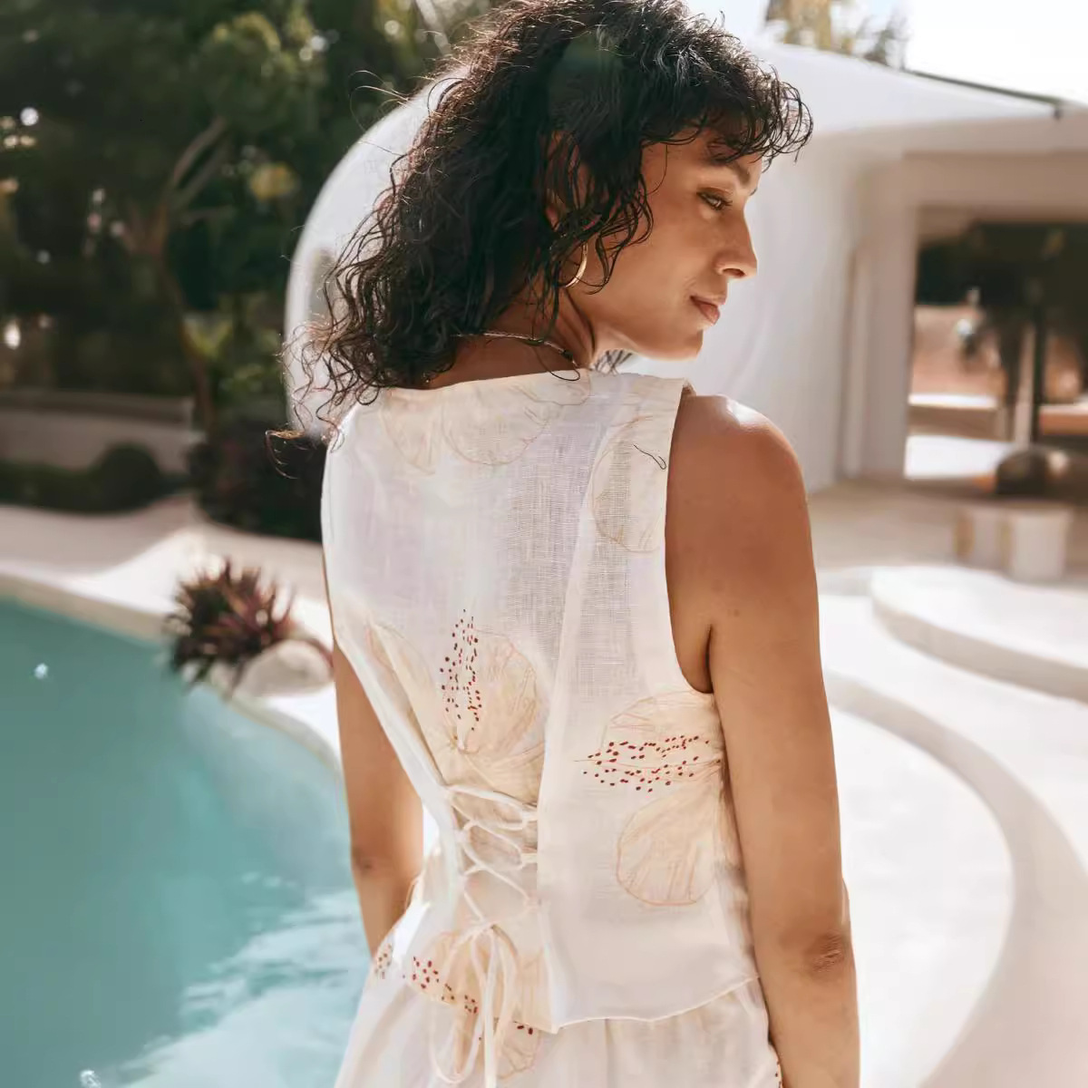 2025 new spicy girl back elastic band positioning large flower single-layer womens vest