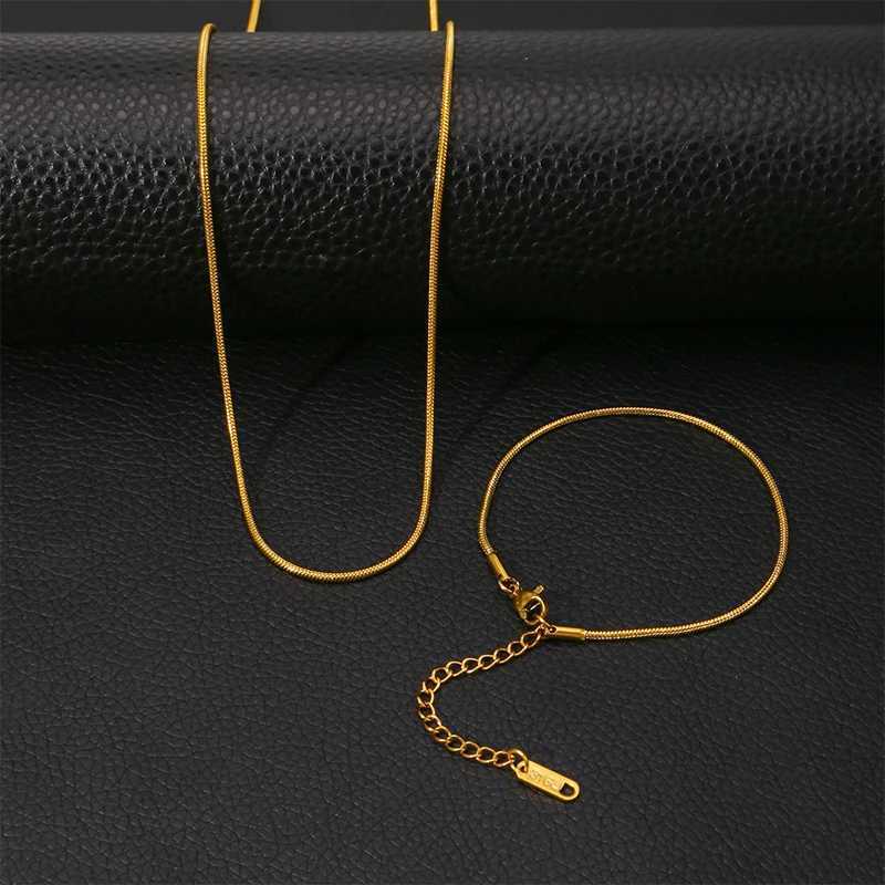 HIYEE Stainless Steel NK Snake Chain Necklace Twist Bracelet For Women Jewelry Set Gold Color Summer Style DIY Accessories GiftXJ251104