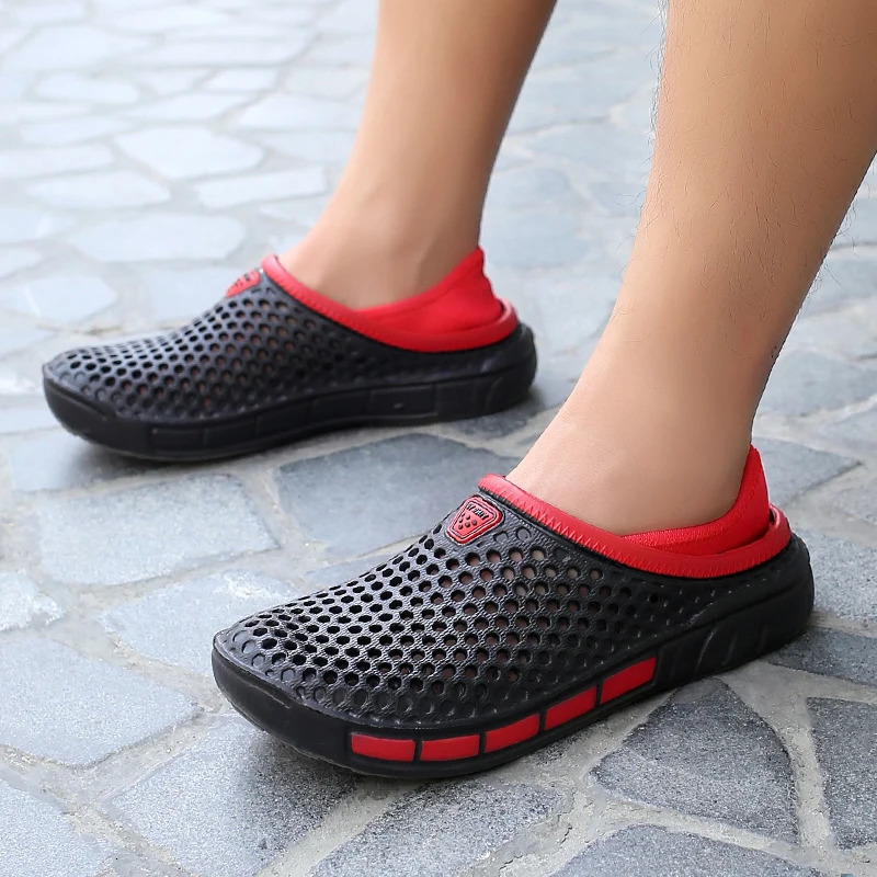 Summer Beach Men Sandals Breathable Men Casual Shoe Hole Shoes Light Clogs Home Garden Outdoor Male Flat Slippers Big Size 39-49 250402