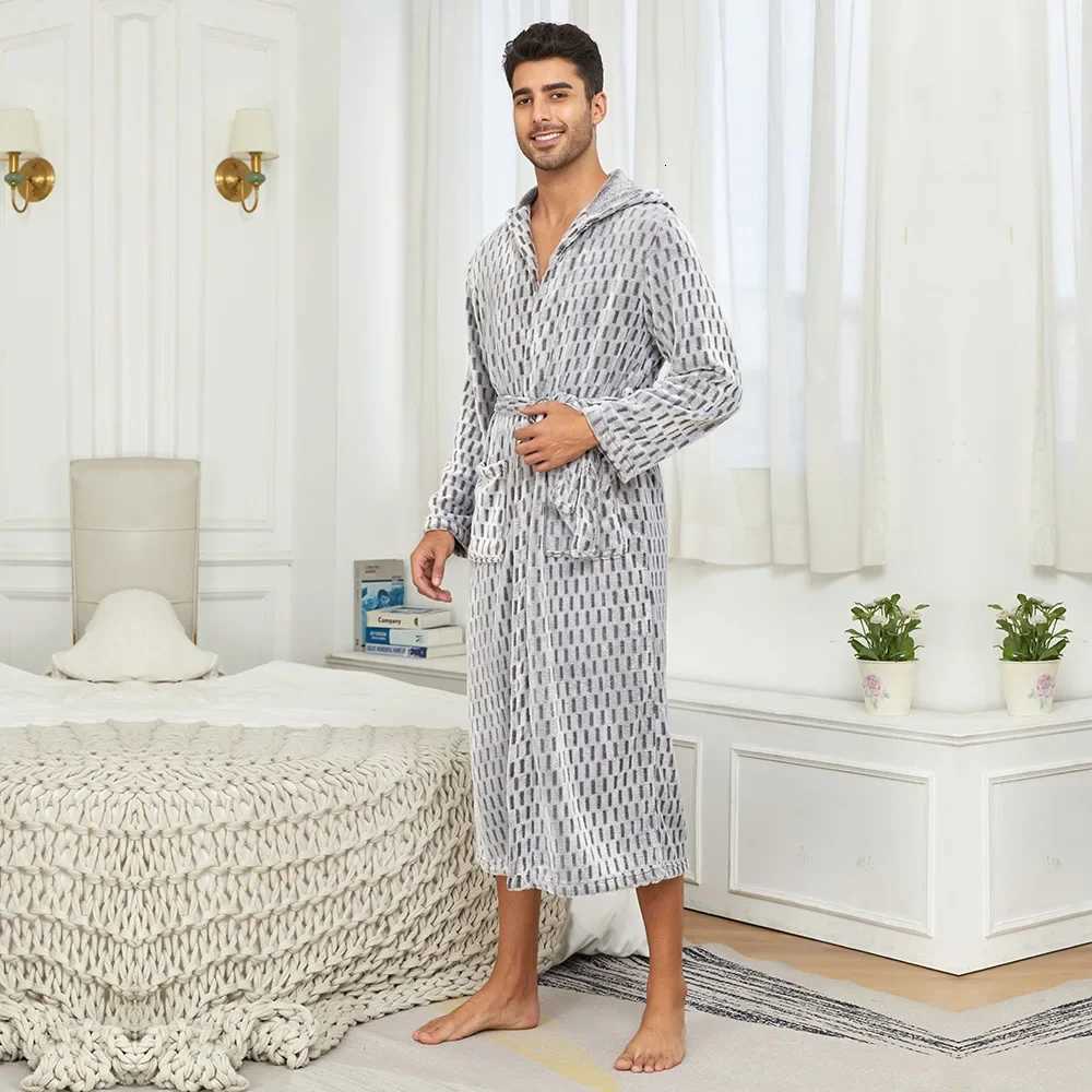 Thickened Warm Robe Checkered Mens Hooded Lace Up Nightgown Autumn Winter Sleepwear Male Loose Casual Hooded Bathrobe Nightwear C251104