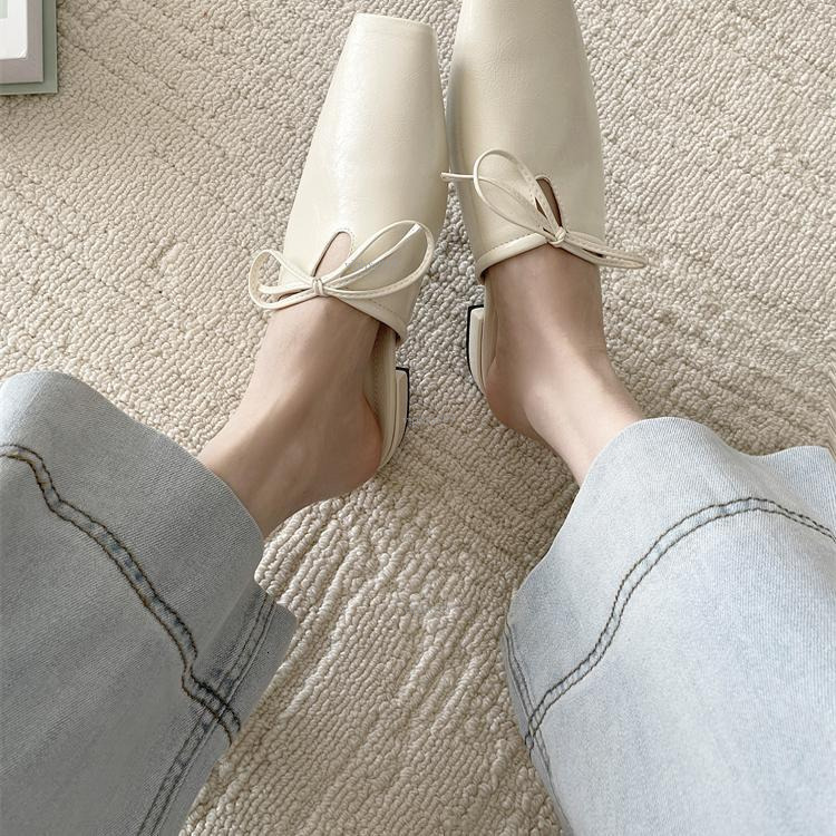 New Designer Sandals With Free Shipping 2025 Spring And Autumn New Style Lazy Soft Leather Low Heel French Baotou Half Dragged With Hollow Bow Outerwe