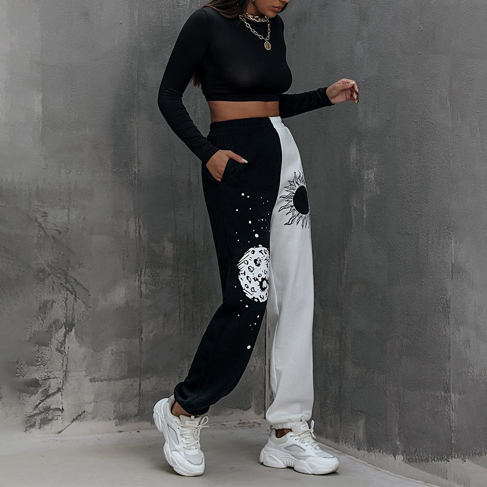 2025 autumn and winter new Tai Chi picture hot stamping loose sports pants with black and white pocket splicing fleece pants for women