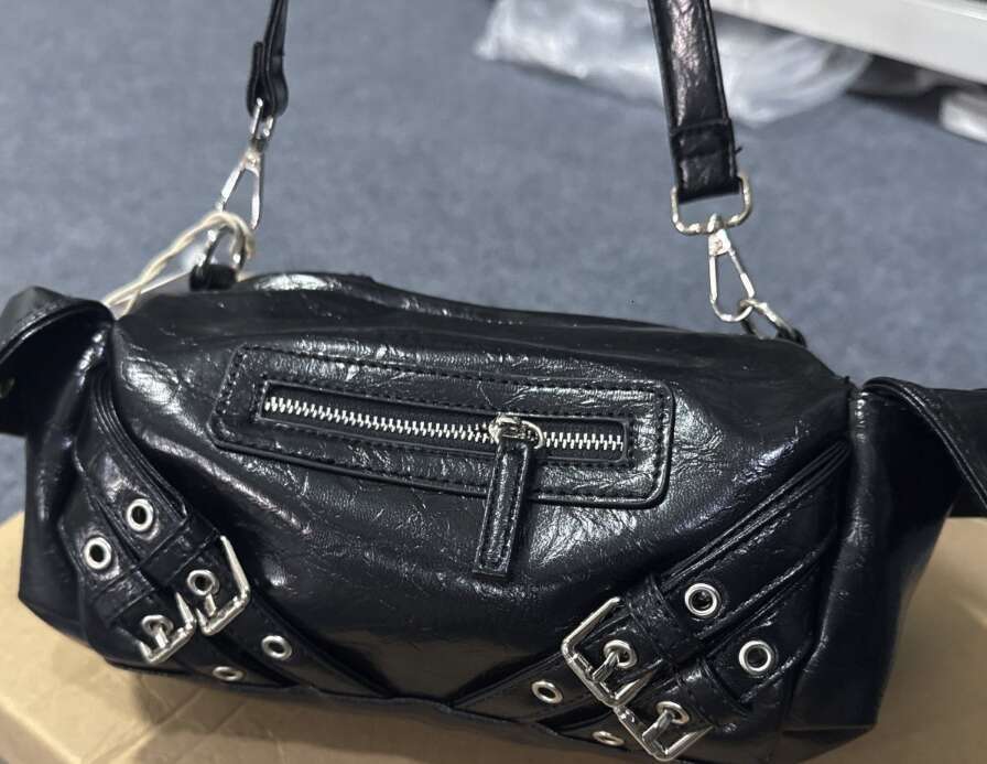 Borsa Di Design Tote Borsa A Tracolla Coreana Deinet Rivet Punk Moto Crossbody-image