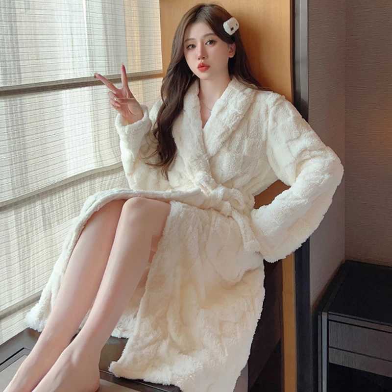 Flannel Bathrobe Sleepwear Womens Sweet Cute Long Robe Autumn Winter Warm Thick Loose Nightgown Lingerie Loose Casual Home Wear C251104