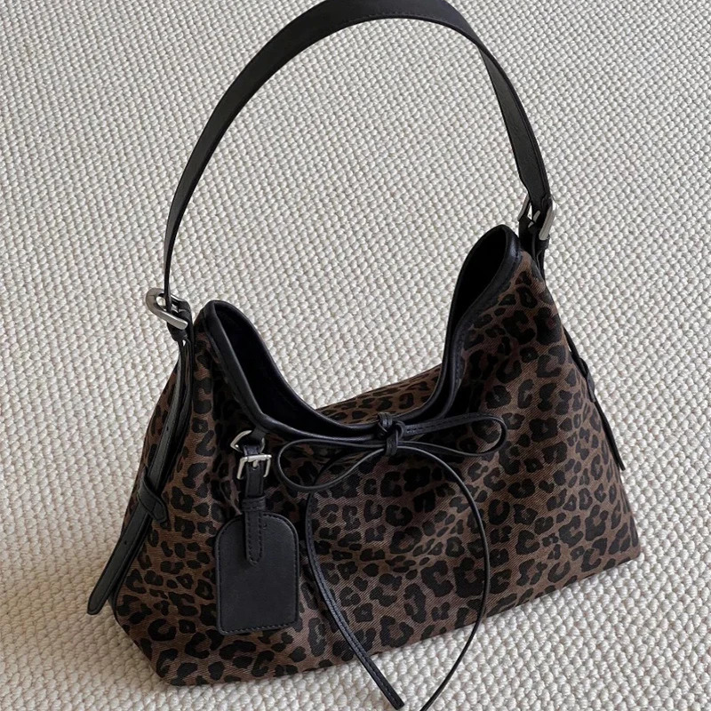 Korean Leopard Print Bow Shoulder Bag Niche Soft Leather Underarm Bag Casual Retro Shoulder Messenger Bag 251029