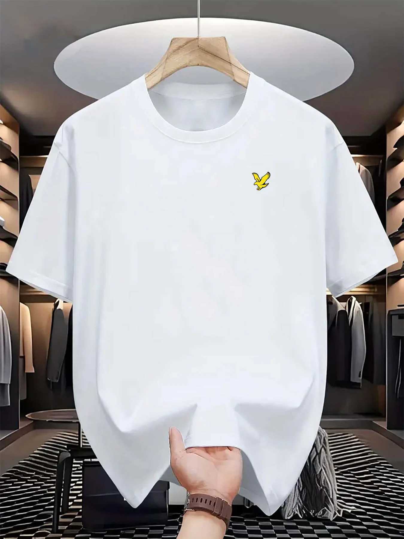 Summer mens 100 cotton sports casual fashionable loose oversized eagle stripe round neck short sleeved T-shirt top W250403