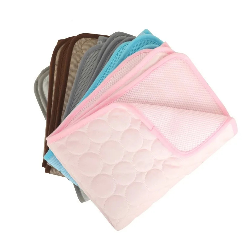 Pet ice silk mat summer cooling mat sofa mat Breathable non-slip anti-bite kennel ice mat summer cool dog mat 250402