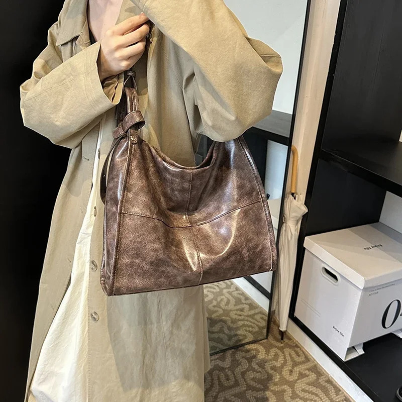 LEFTSIDE PU womens leather shoulder bag Y2K Korean fashion trend retro womens cross body bag womens handbag and wallet 250402