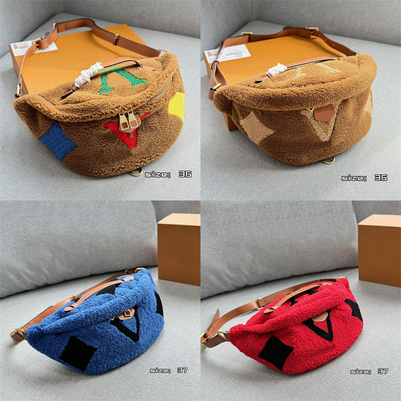 Designer Women Fluffy Fanny Pack Women Bumbag Cross Body Waist Belt Bags Fannypack Mens Chest Bag Fashion Winter Fur Pillow Bag For Men