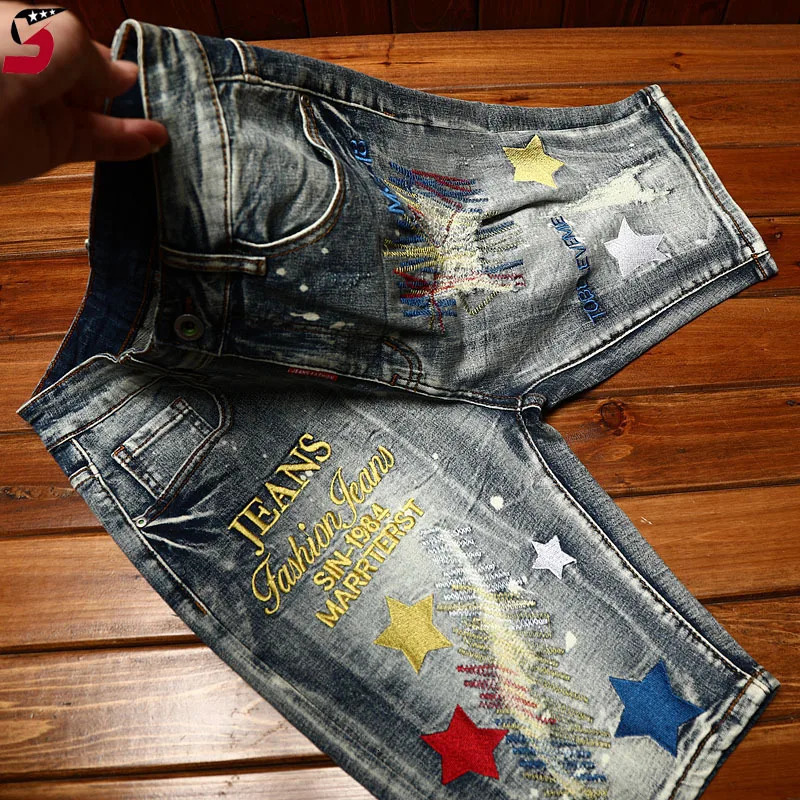 High end fashion ripped denim shorts mens summer embroidery trend retro Distressed fashion casual motorcycle shorts 250402
