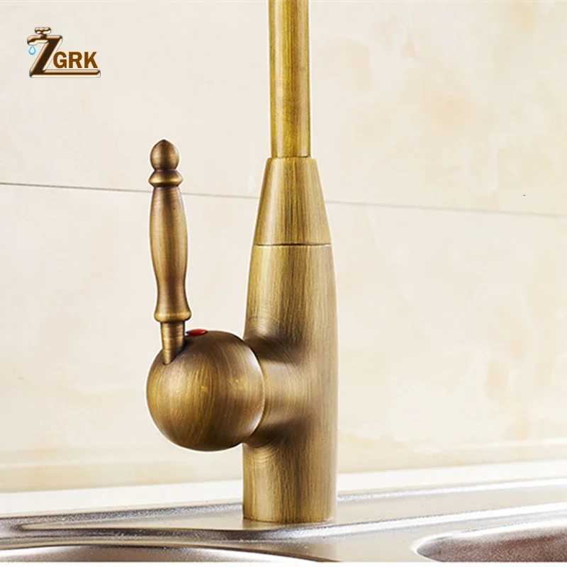 Antique Kitchen Faucet Bronze Sink Mixer Hot and Cold Water Kitchen Mixer Tap Swivel 360 Degree Kitchen Sink Tap Y251104