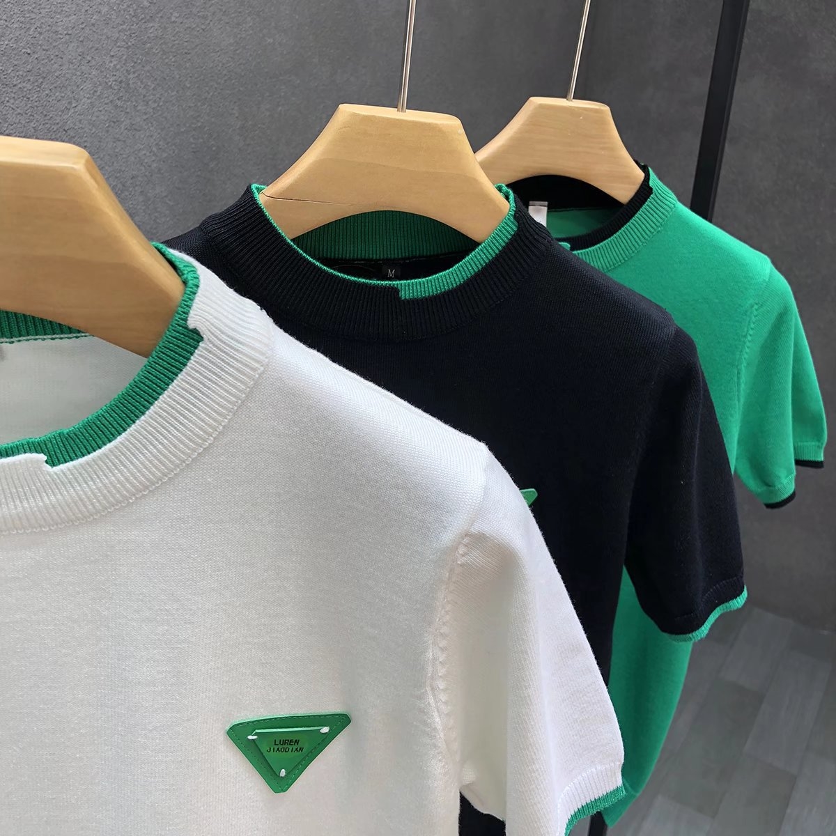 Free shipping trend white knit short sleeve ice silk men fashion handsome warm inside half sleeve T-shirt men's base shirt white black green