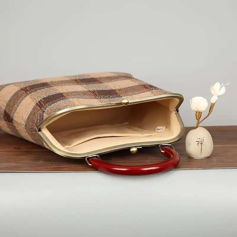 NEW Super Vintage Fashion Shell Lock Hand Bags Chic Lay Women's Handbags Purses Chain Women Shoulder Crossbody Bag