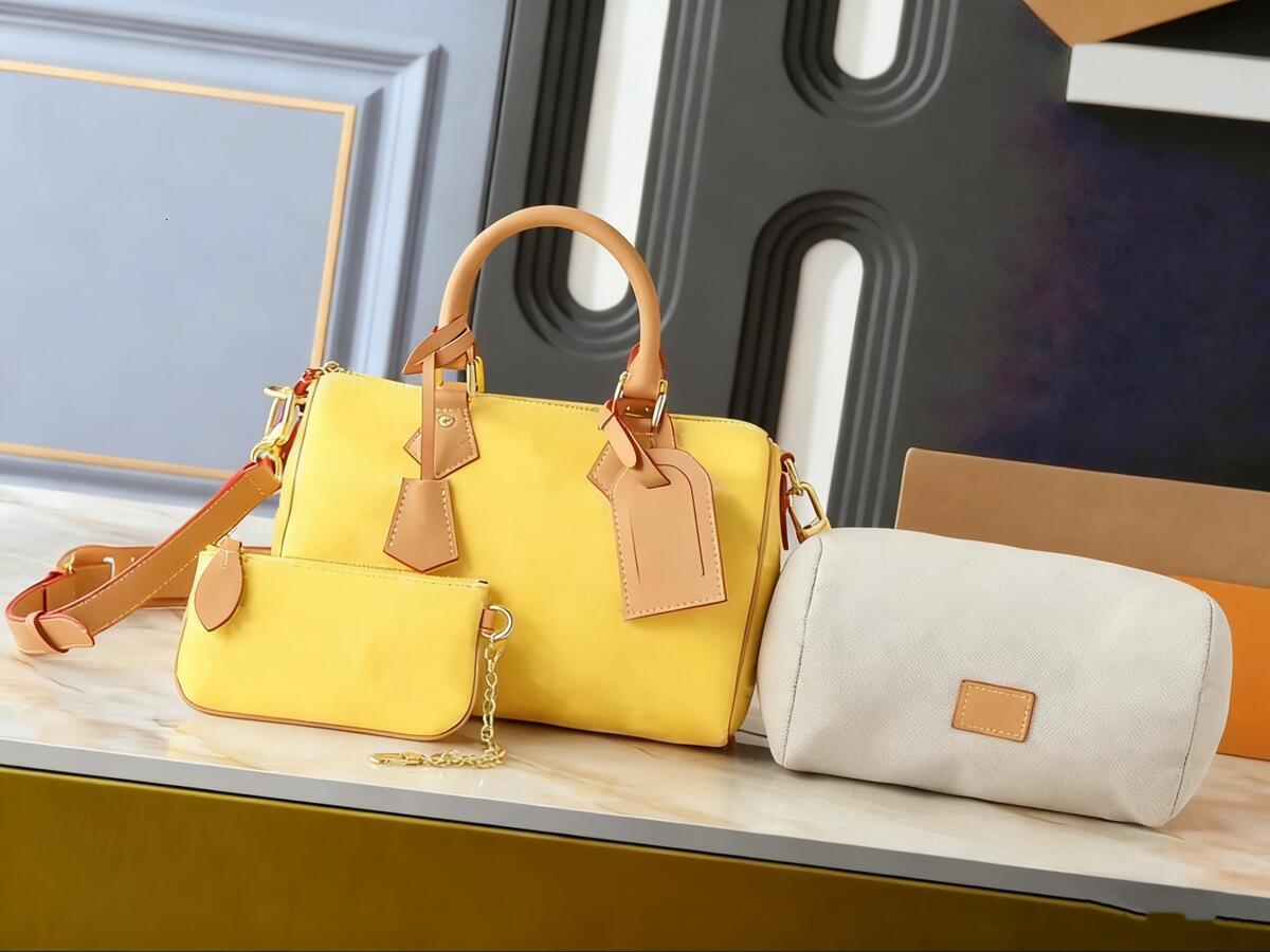 10A Real cowhide designer handbag Speedyss 25cm shoulder bag womens crossbody bag mirror quality Luxury Pillow leather travel tote bag P9 wallet M24426 wholesale