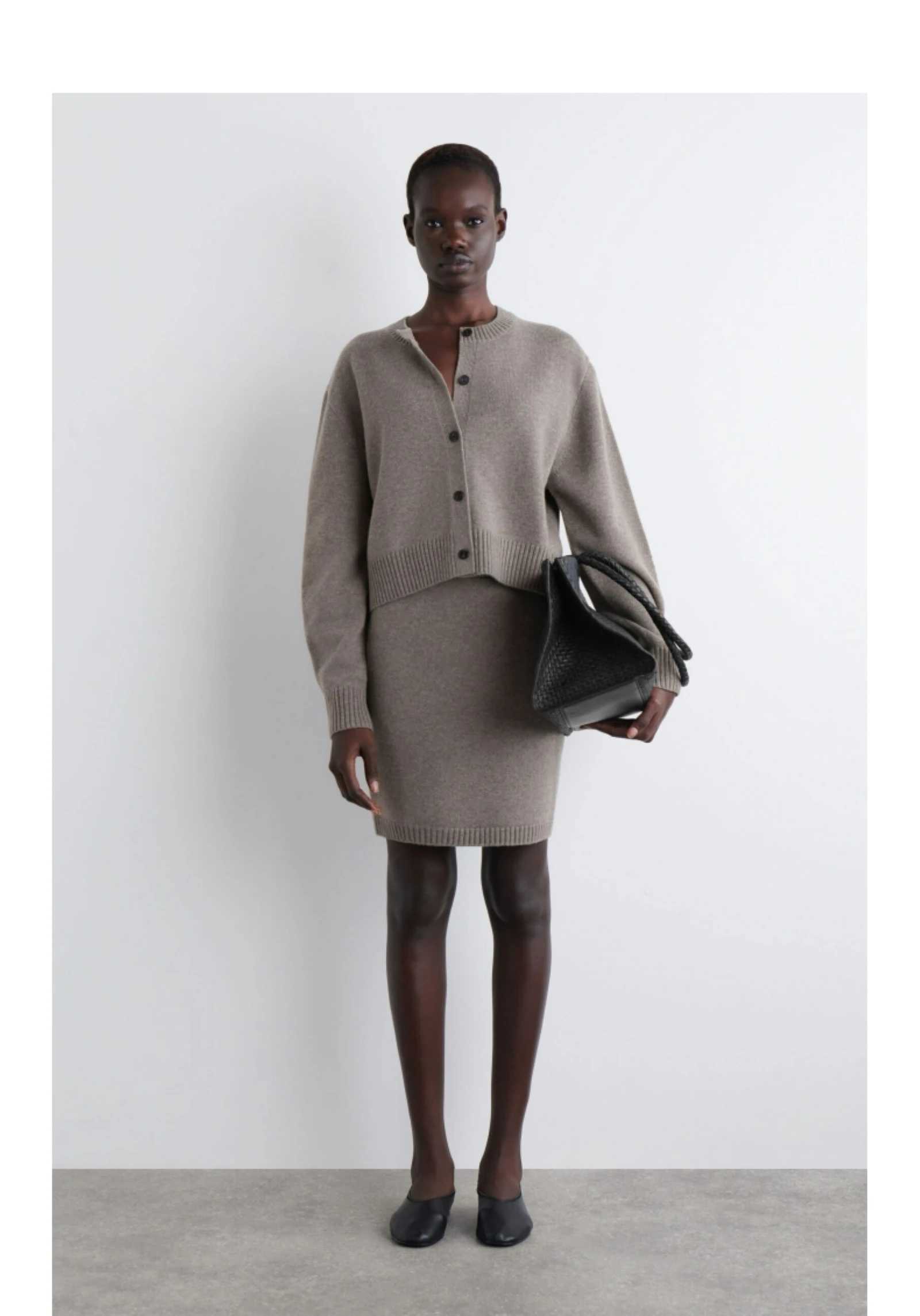 Ethereal MD 2025 cos autumn new style of Ladies casual and fashionable standard style blended grey knitted cardigan J251103