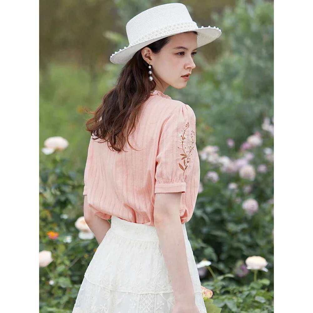 Shirt & Blouse Women Stand Collar Embroidery Short Sleeve Summer New Fresh Temperament Shirts Lady