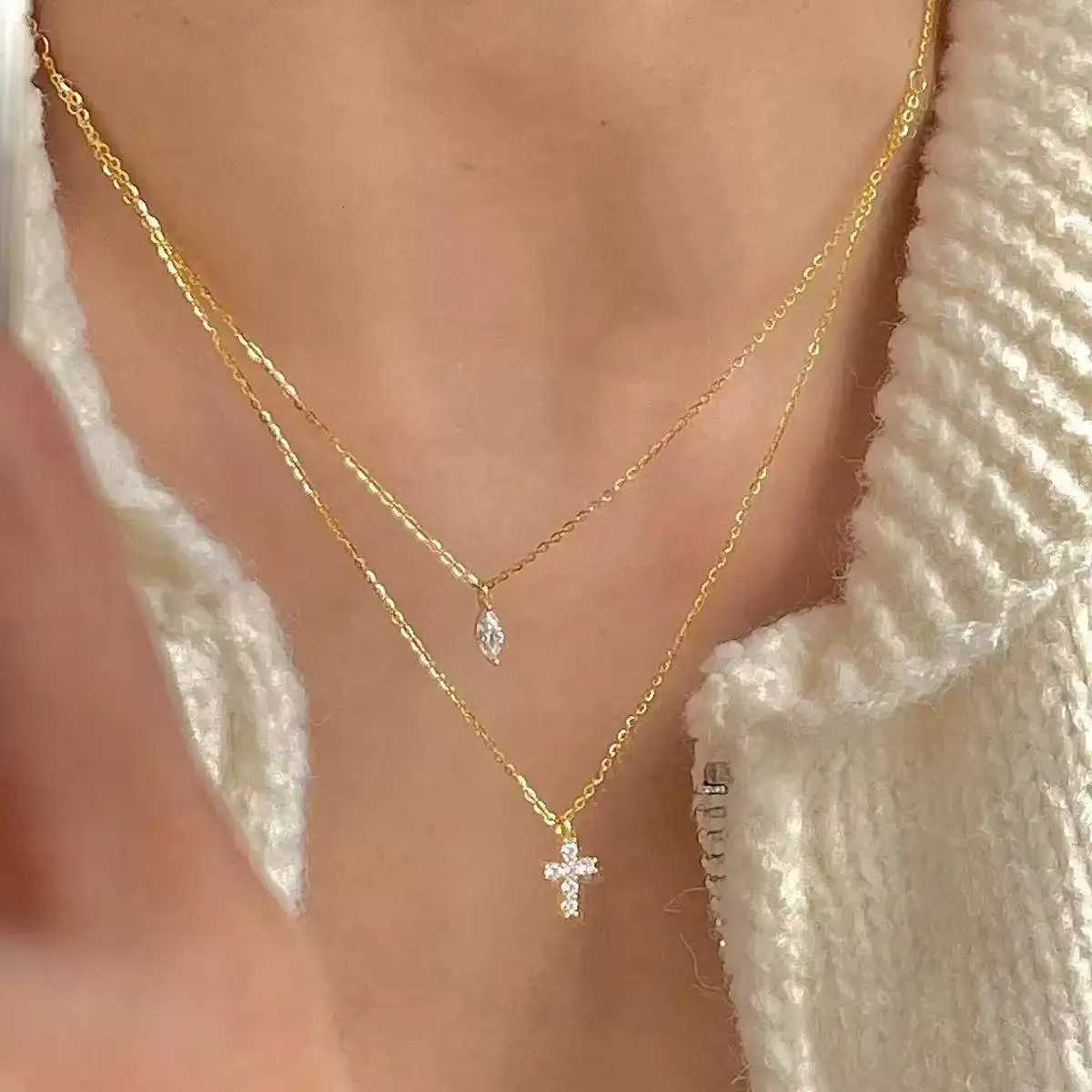 New Fashionable Unique Design Elegant and Exquisite Cross Double Pendant Necklace For Women High-end Jewelry Birthday Party GiftXJ251104