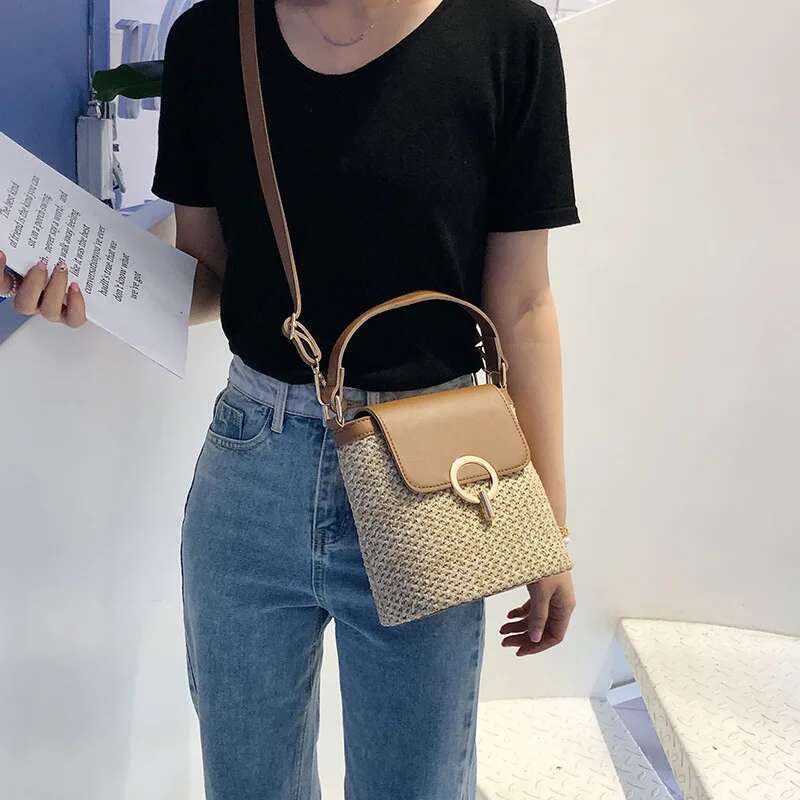 Beach Lady Travel Purses And Handbags Casual Chains Straw Bucket Women Summer Messenger Rattan Bags Shoulder Bag Bolsa