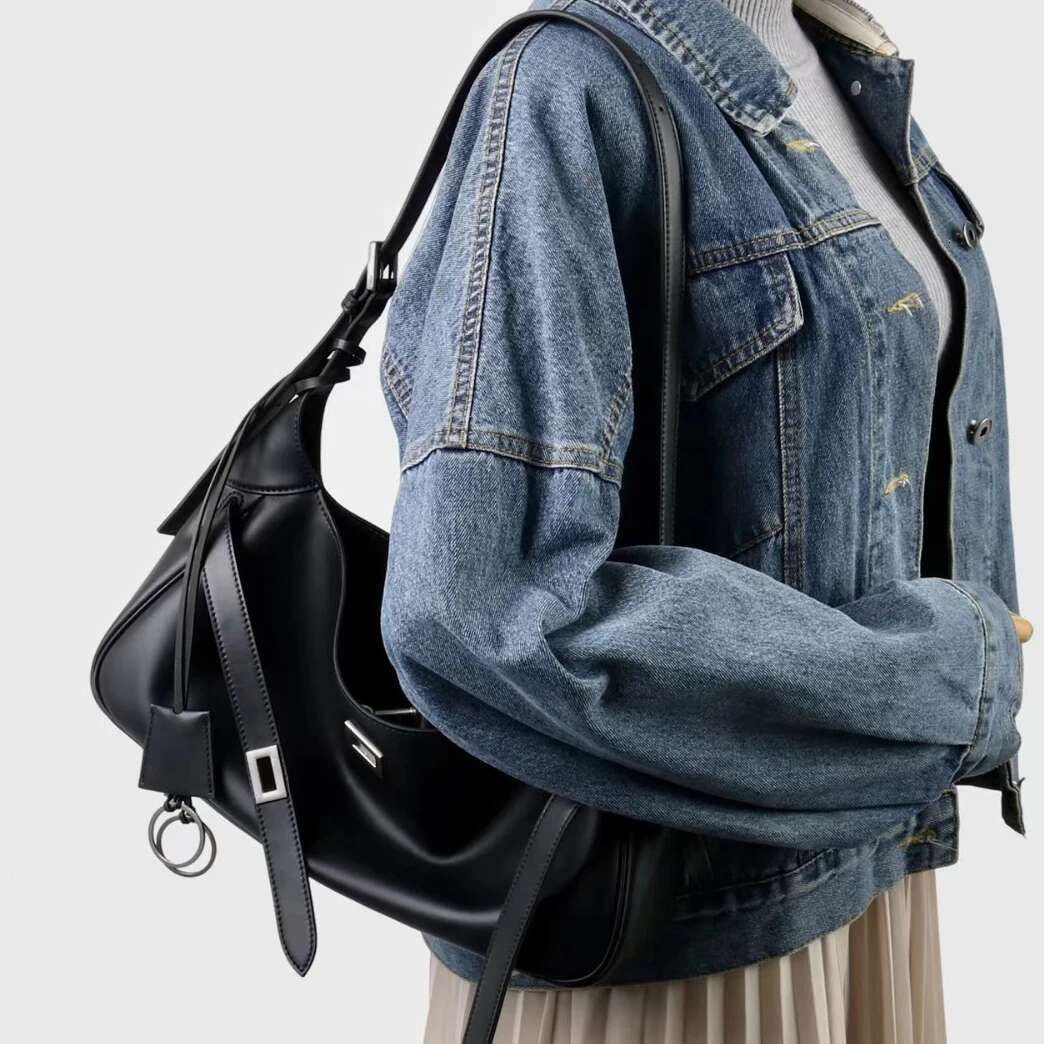 Genuine Leather Underarm 2025 New Niche Design Large Capacity Crossbody Tote Fashion Women Cowhide Handbag Shoulder Bag