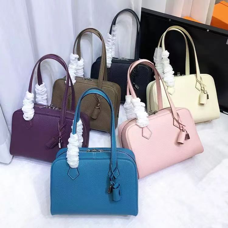 Elegant Underarm-Zip Lazily Designed Big Pocketed Handbags Made from High-Quality Cattle Hide