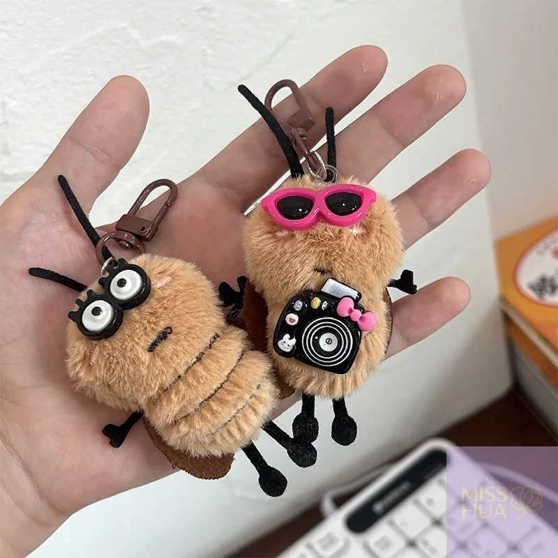 1/3Pcs Adorable Roach Plush Keychain Unique Stuffed Toy Keyring Bag Charm School Bag Accessory Charming Gift C251104