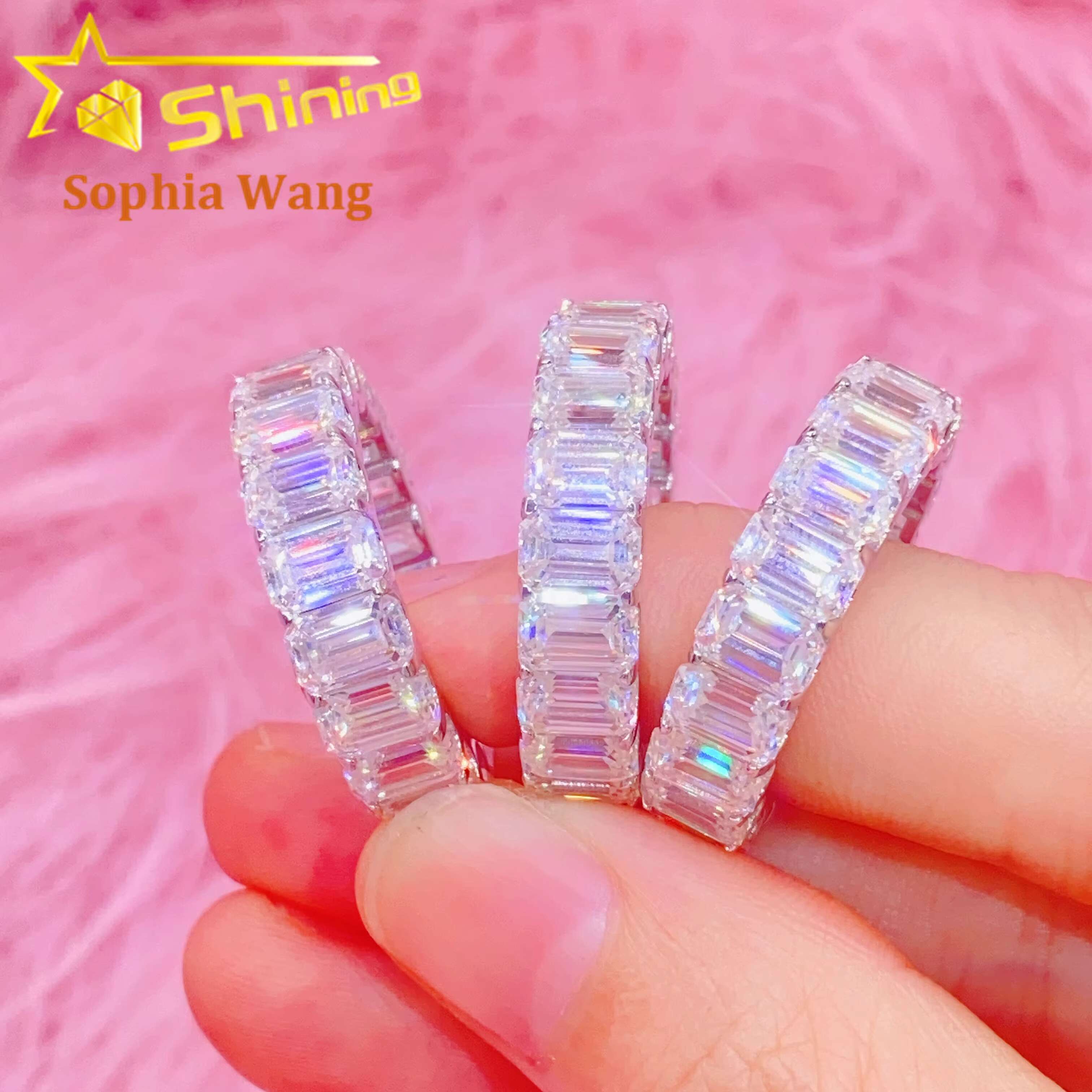 Wholesale Price Luxury Gift Vvs Lab Moissanite Diamond Emerald Cut 925 Sterling Silver Women Wedding Moissanite Engagement Rings