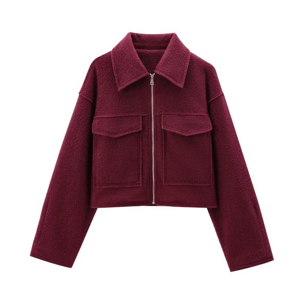 2024 AutumnWinter New Product Casual Womens Wear Simple and Fashionable Collar Pocket Decoration Short Jacket Coat J251103