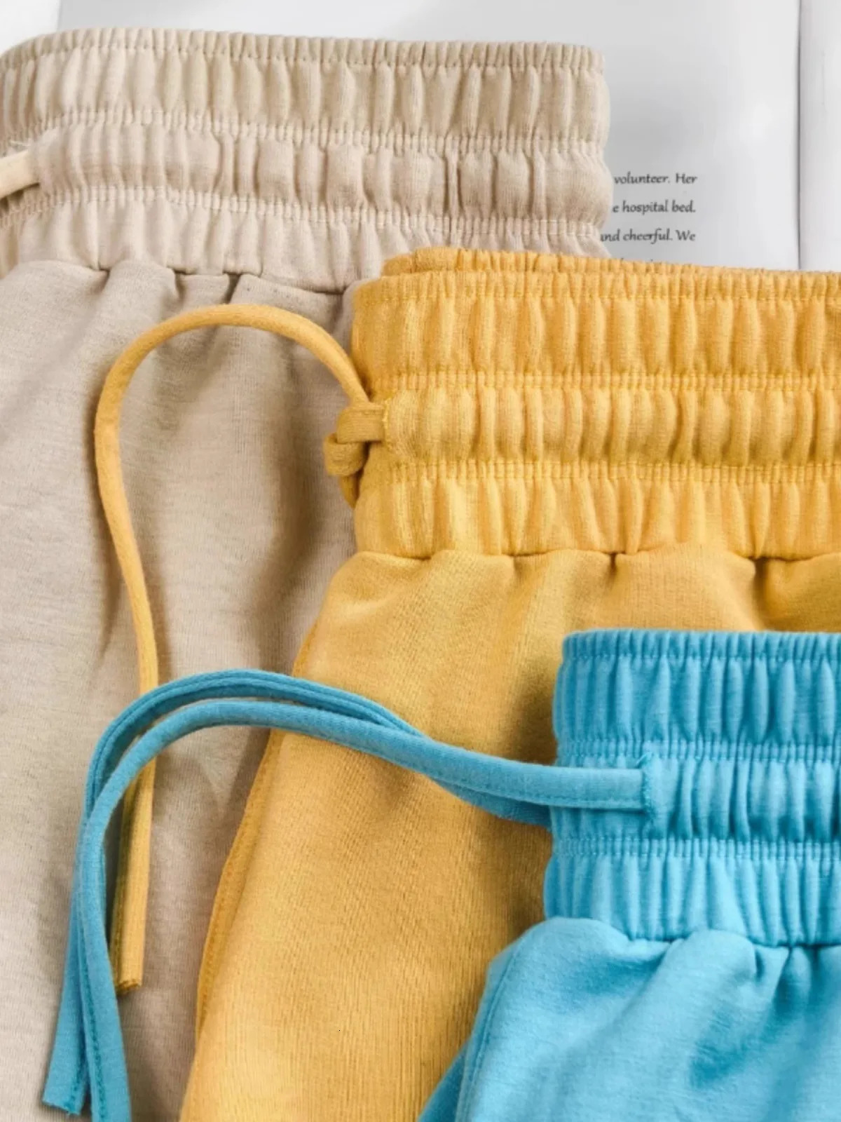 Outdoor womens spring and summer Merino wool quick drying casual shorts breathable slim sports running 250401