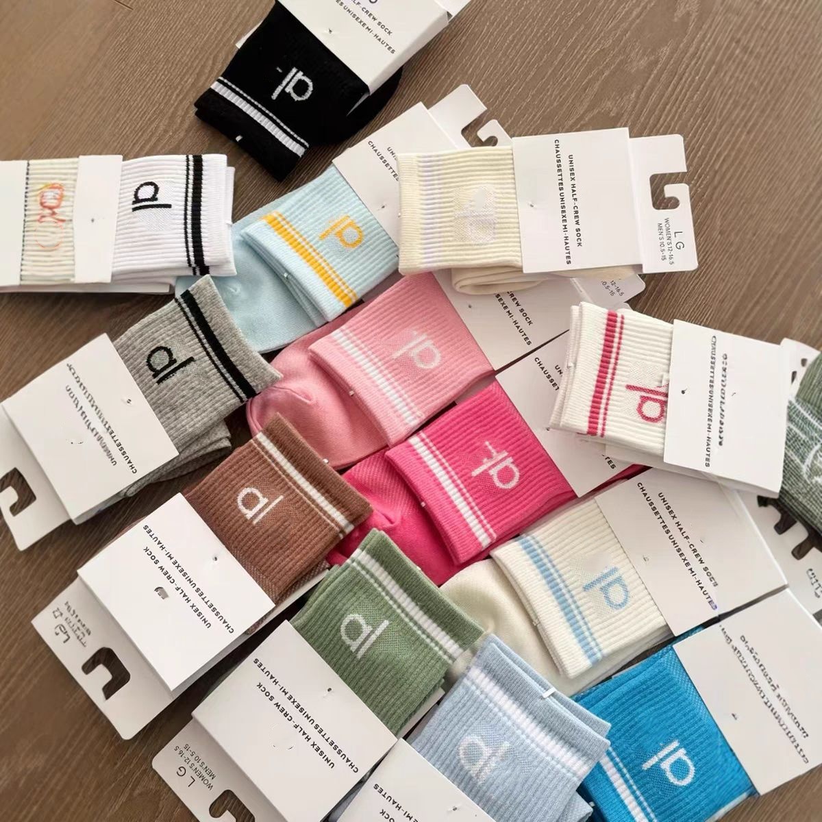 Designer Outdoor Sports Sock Letter Print Womens Stocking Yoga Socks Cotton Sweat Absorbing Soccer Long Socks Men